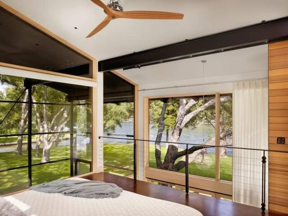 Austin house home Houzz modern Lake Austin bedroom