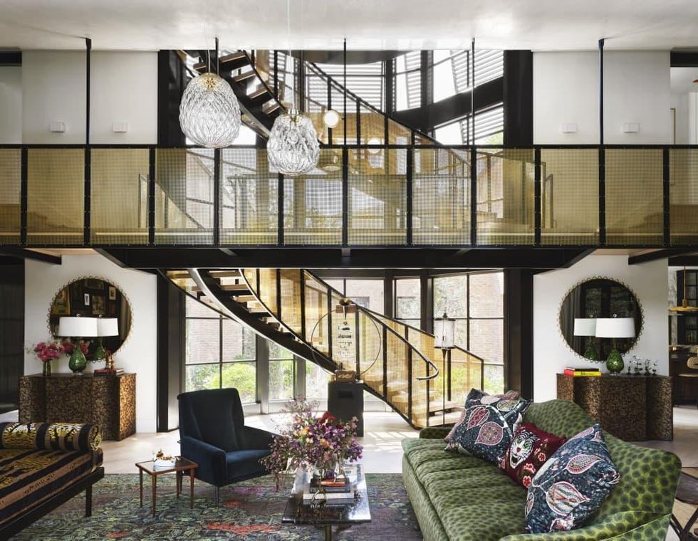 Austin in Stereo mansion staircase