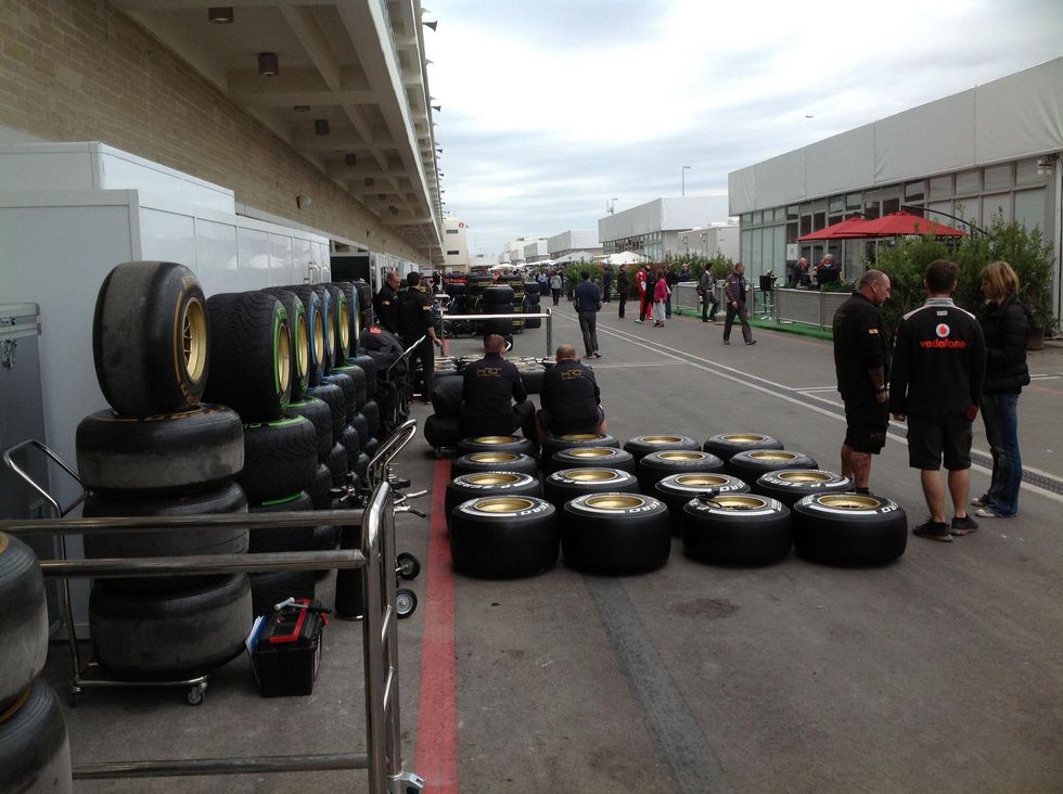 Austin Photo: Kevin_Marussia garage Formula 1_November 2012_paddock