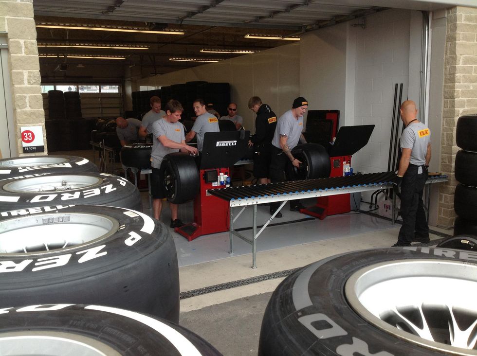 Austin Photo: Kevin_Marussia garage Formula 1_November 2012_pirelli