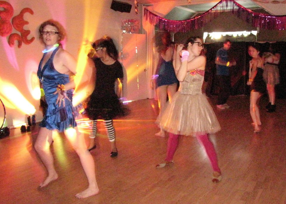 Austin Photo: News_Gentry_dance party_jan 2012_1