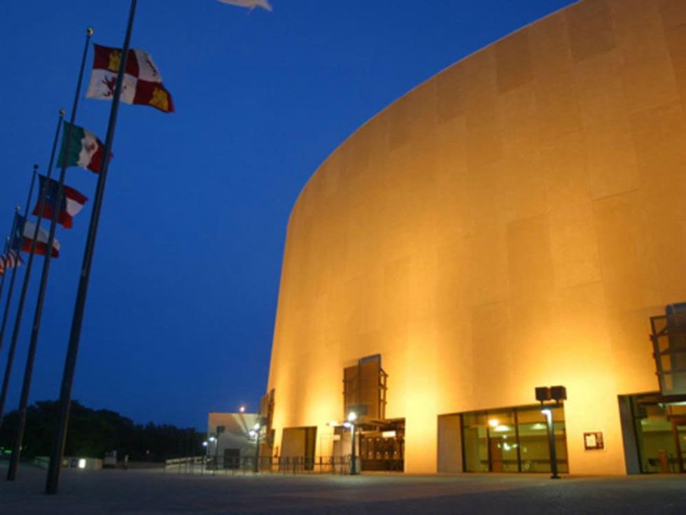 Austin Photo: Places_Entertainment_Frank_Erwin_Center_Exterior