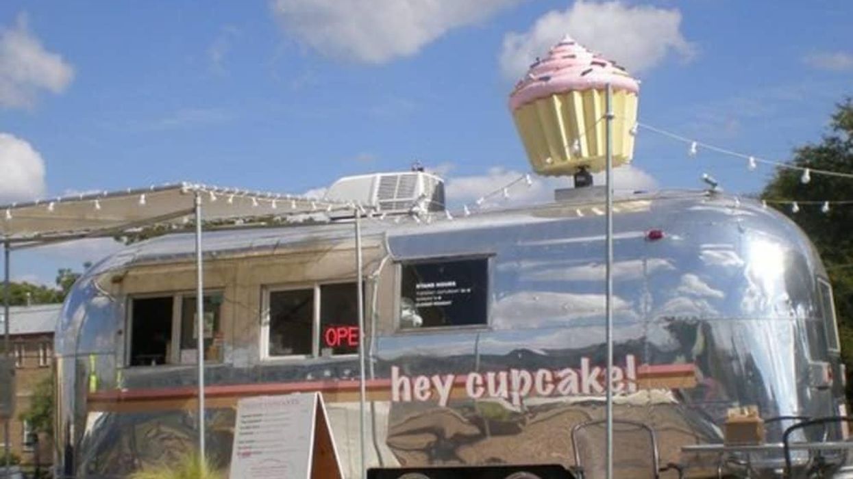 Austin Photo: Places_Food_hey_cupcake_exterior