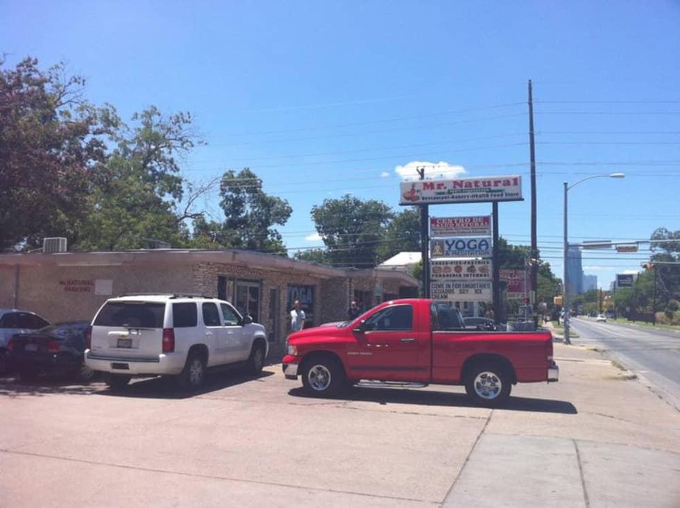 Austin Photo: Places_Food_mr_natural_eastside
