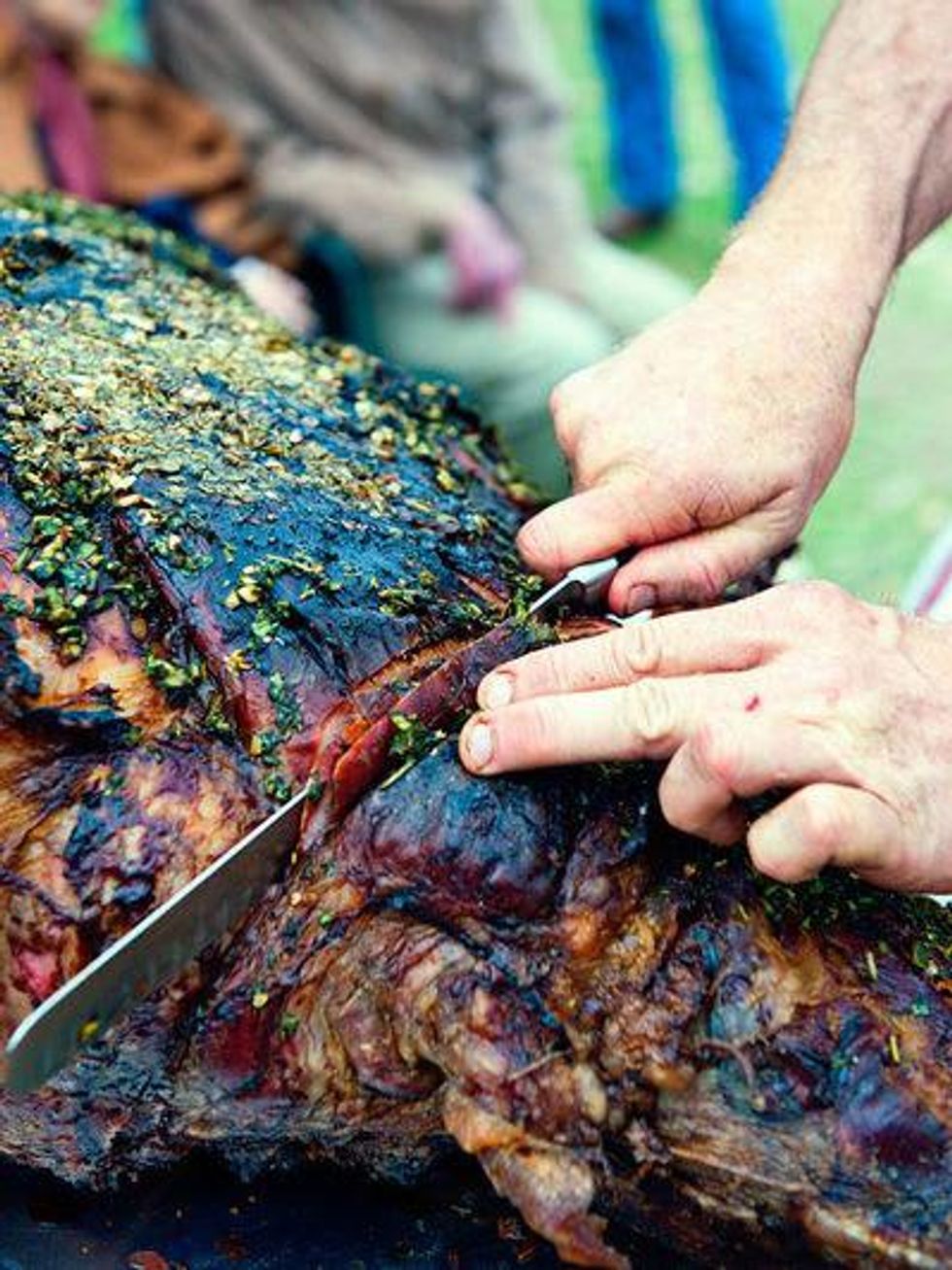 Austin Photo Set: News_Adam_vino y vaca_april 2012_3