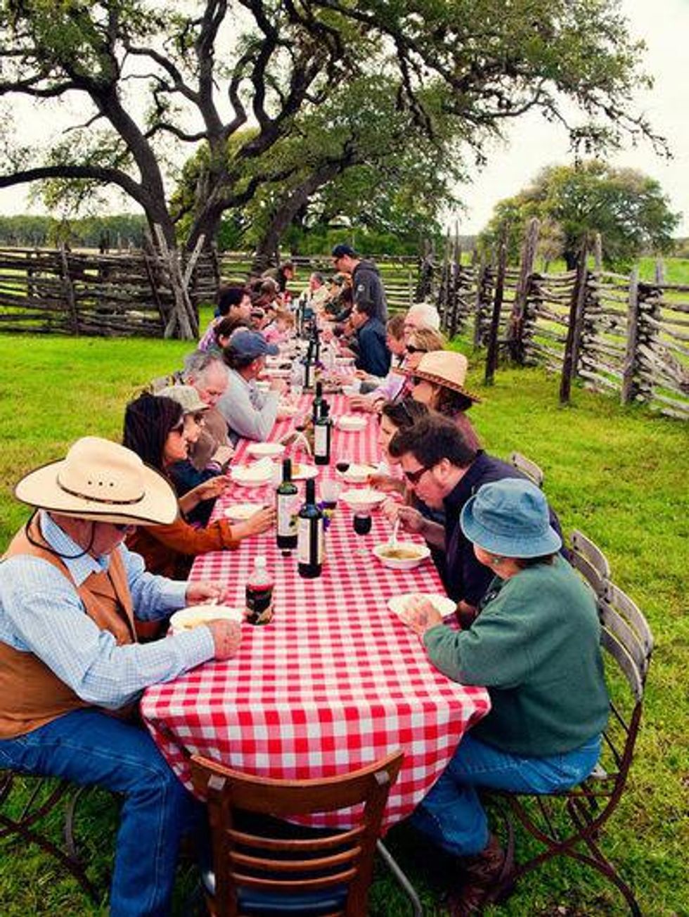 Austin Photo Set: News_Adam_vino y vaca_april 2012_4