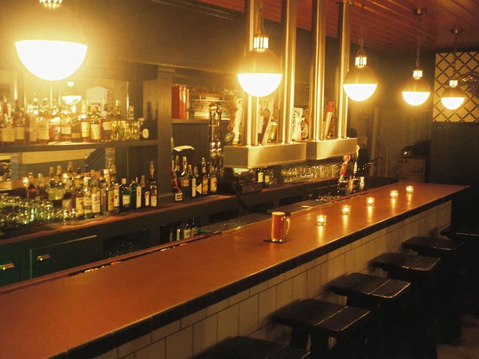 Austin Photo Set: News_Adrienne_Easy Tiger_jan 2012_bar