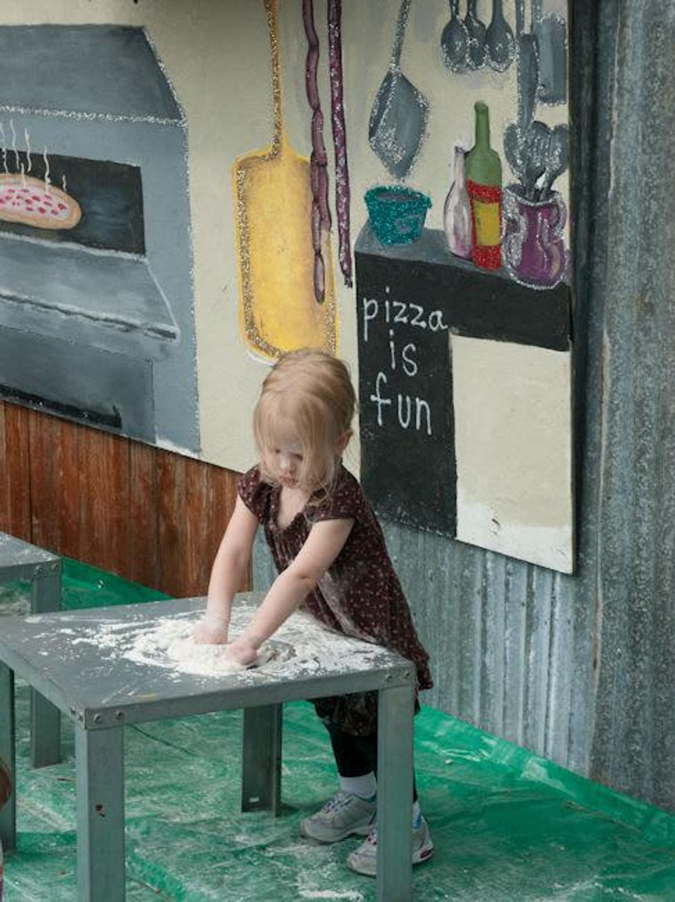 Austin Photo Set: News_Carnival O'Pizza_little pizza