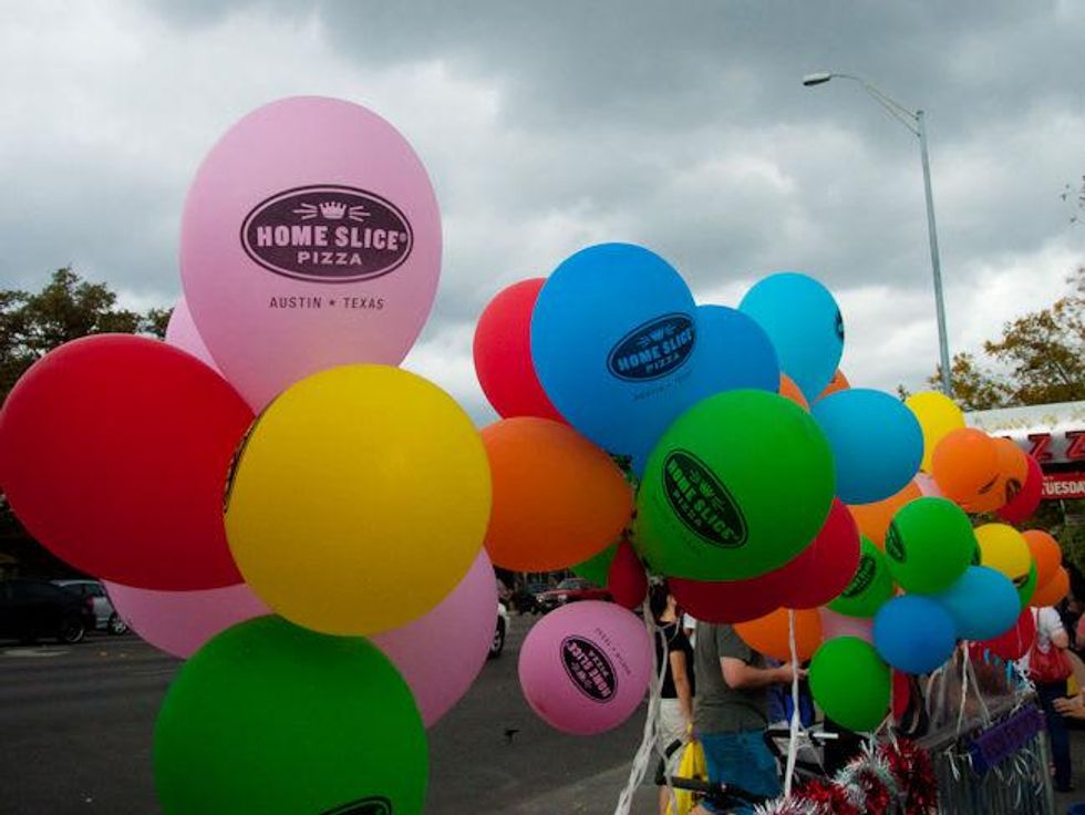 Austin Photo Set: News_Carnival O'Pizza_Nov 2011_balloons