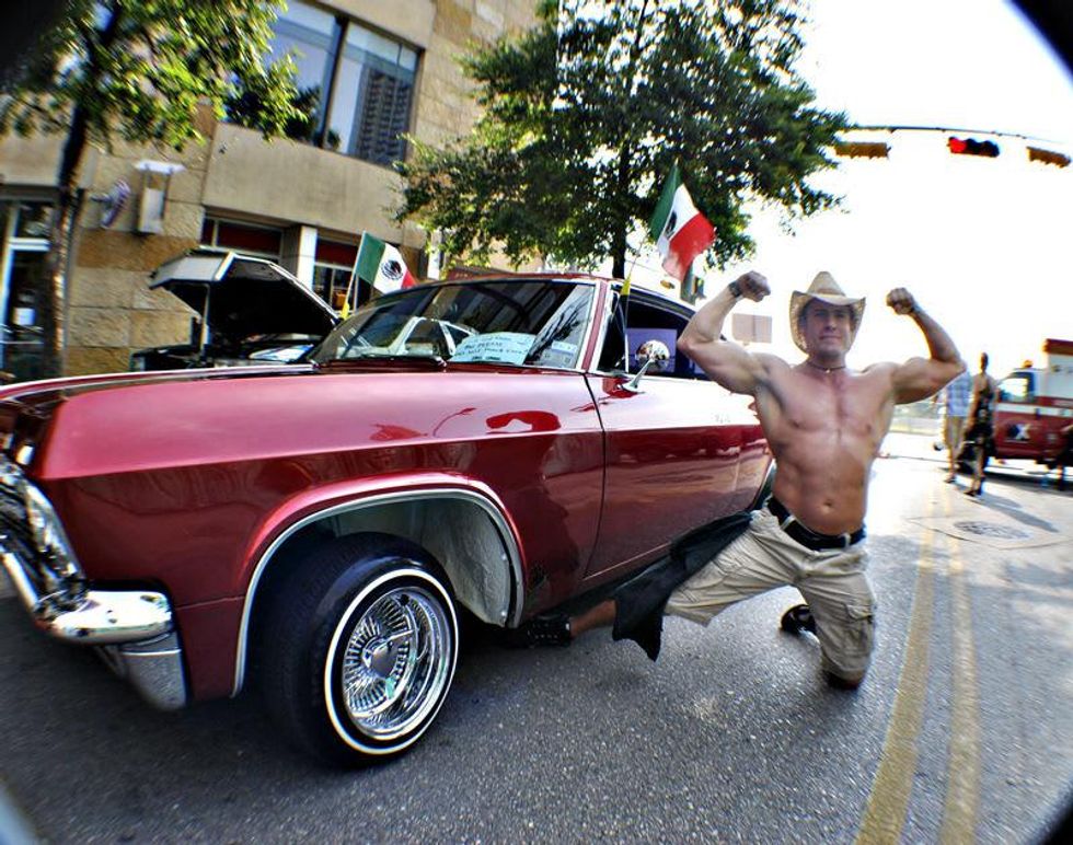 Austin Photo Set: News_cinco de mayo_may 2012_10