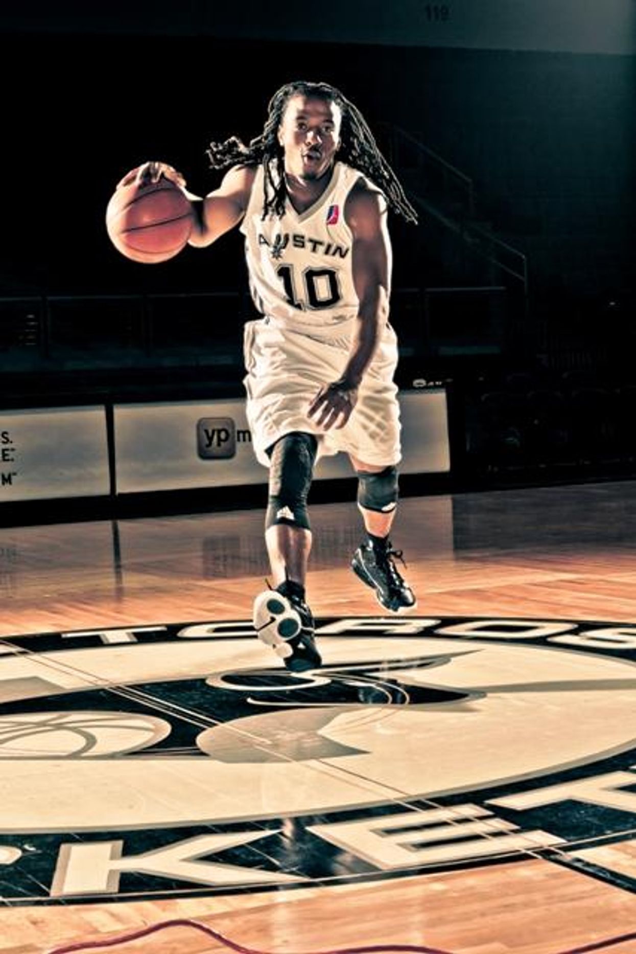 Austin Photo Set: News_Greg_austin toros_april 2012_carldell johnson