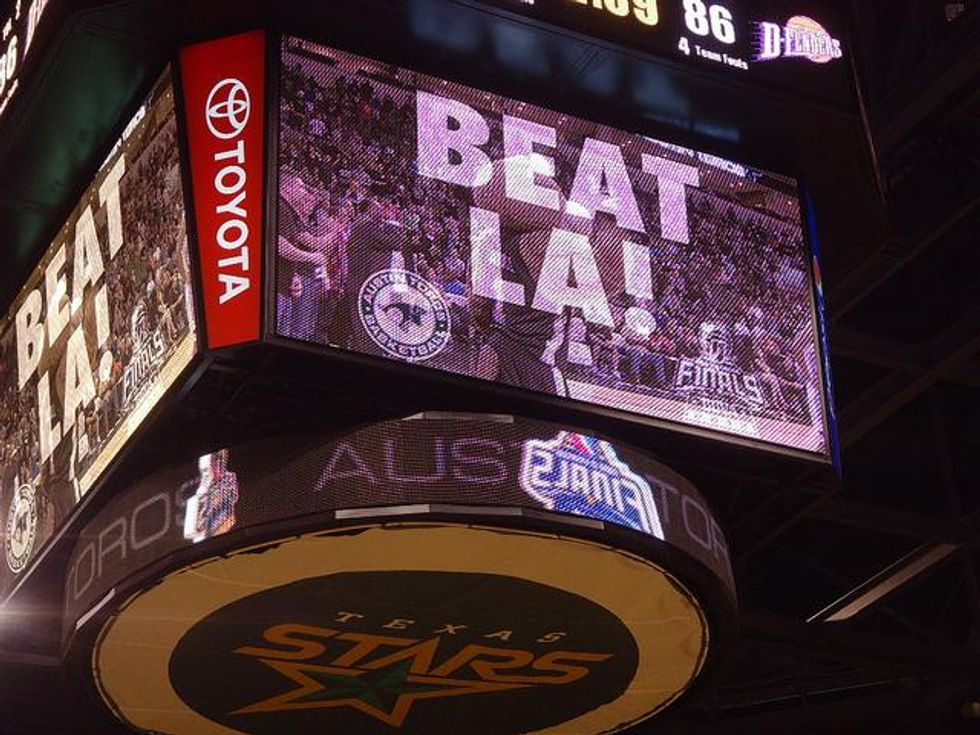 Austin Photo Set: News_greg_toros_la_april 2012_board