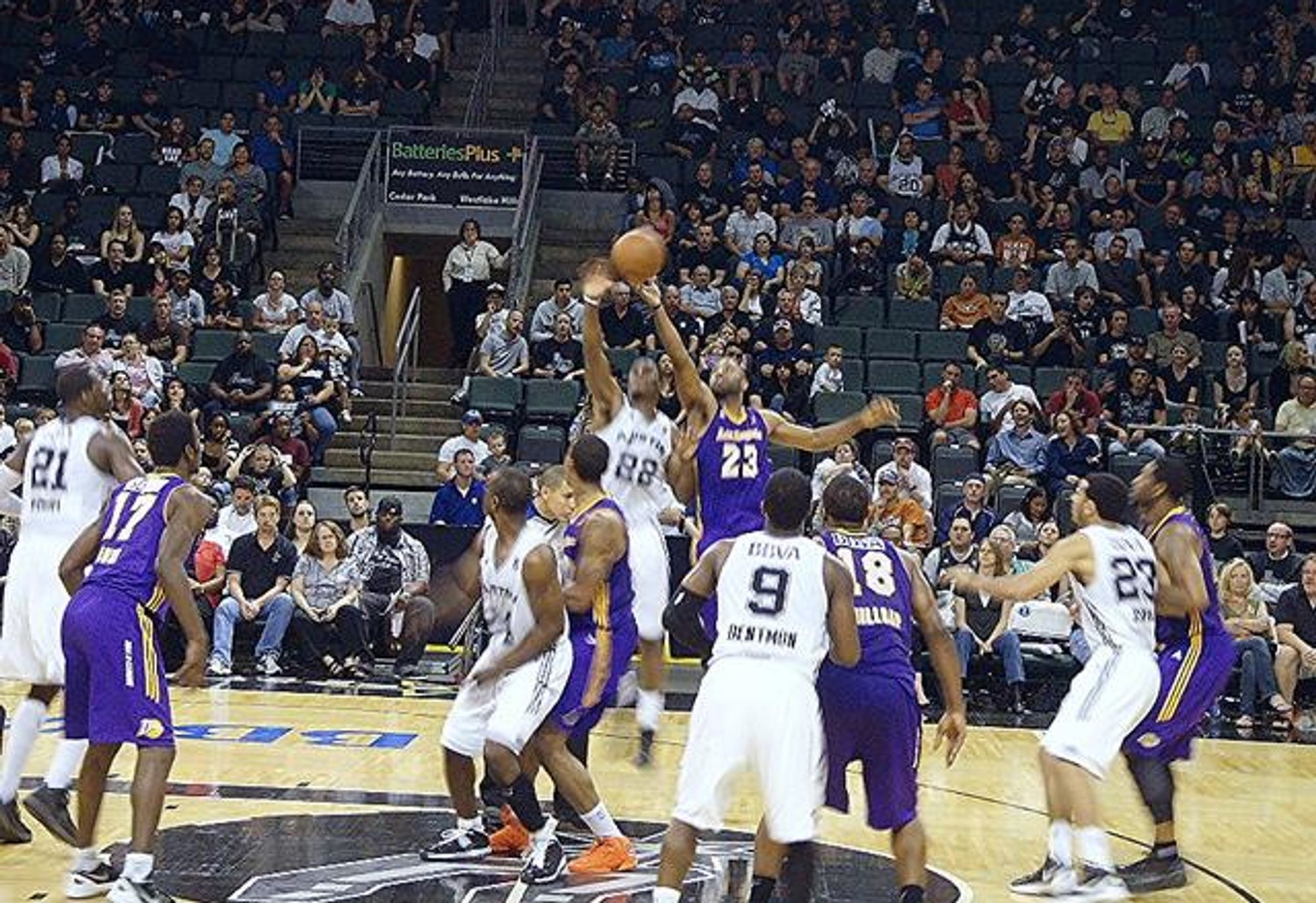 Austin Photo Set: News_greg_toros_la_april 2012_defenders