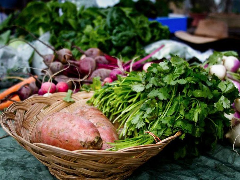 Austin Photo Set: News_Jackie_Hope farmers market surplus_june 2012_veg