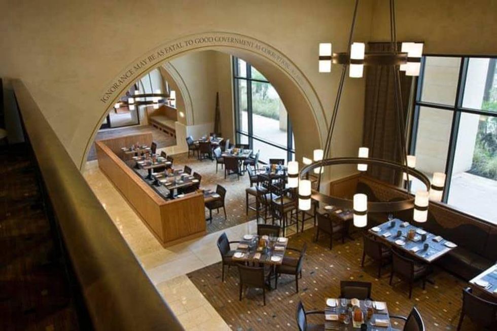 Austin Photo Set: News_Jessica Dupuy_where to eat_Dec 2011_carillon