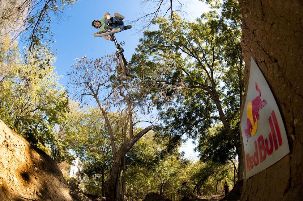 Austin Photo Set: News_red bull_bmx_Oct 2011_jump