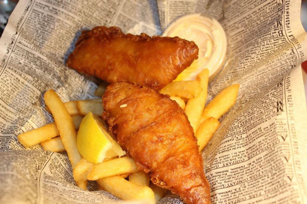 Austin Photo Set: News_Tiffany Harelik_trailer food_south congress_Nov 2011_fish and chips