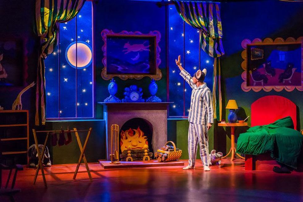 Austin Photo Set: shelley_zach theater goodnight moon_feb 2013_2