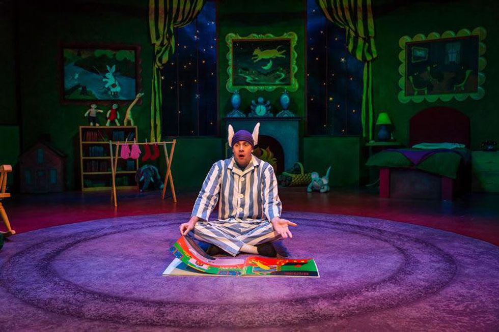 Austin Photo Set: shelley_zach theater goodnight moon_feb 2013_4