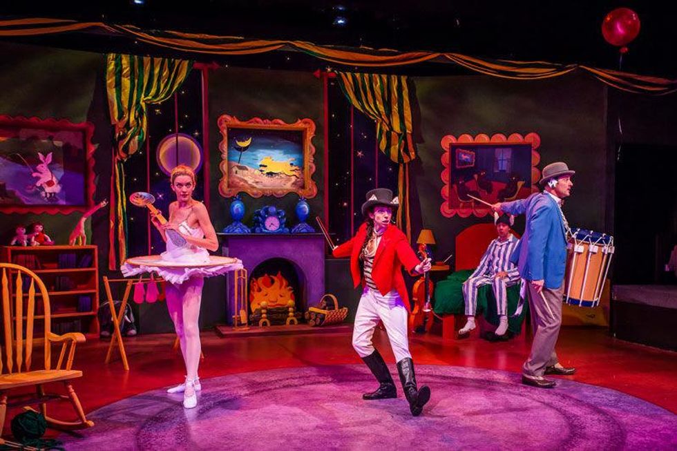 Austin Photo Set: shelley_zach theater goodnight moon_feb 2013_5