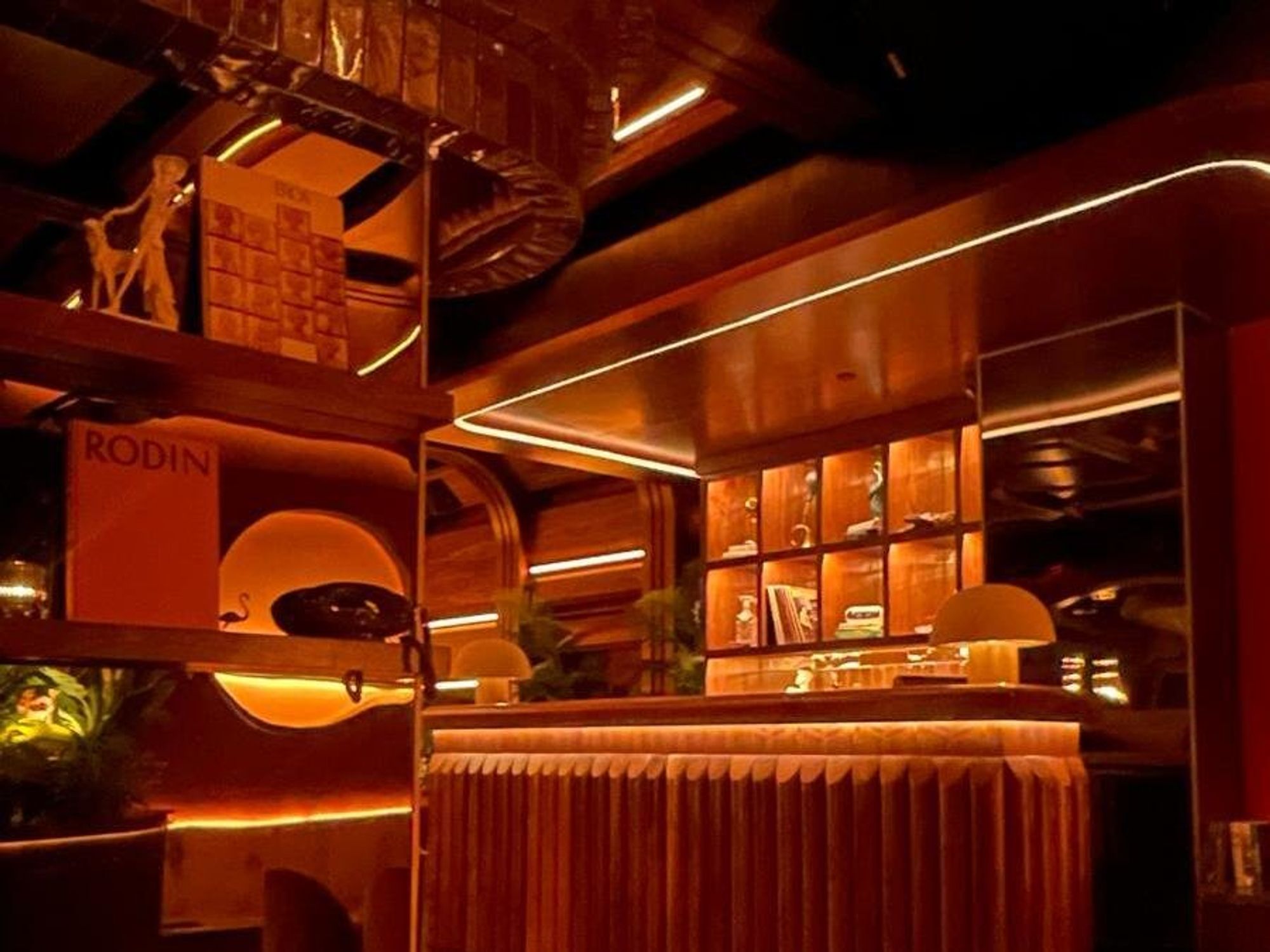 Austin Powder Room cocktail lounge interior