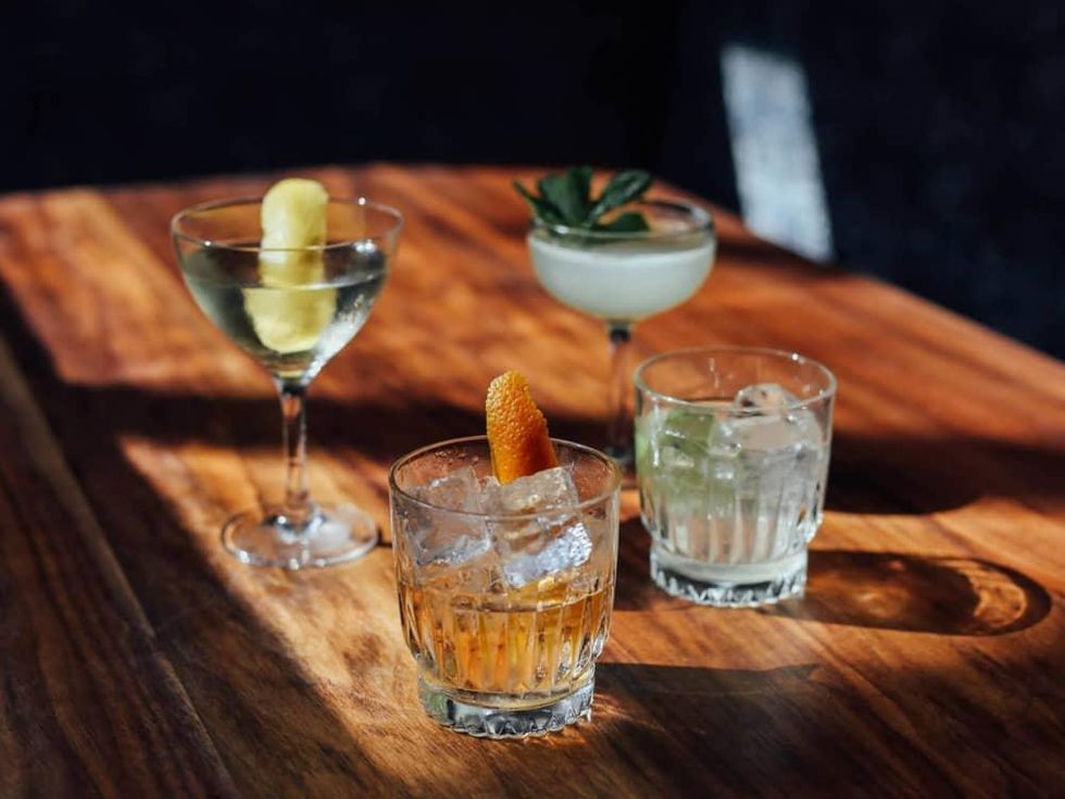 Backbeat bar Austin cocktails drinks