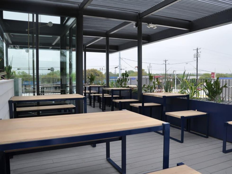 Backbeat bar South Lamar rooftop patio