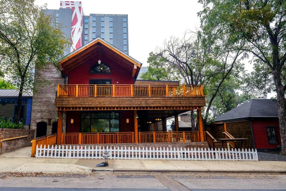 Banger's Expansion exterior