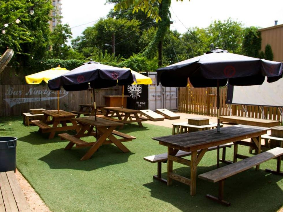 Bar 96 Rainey Street outdoor patio