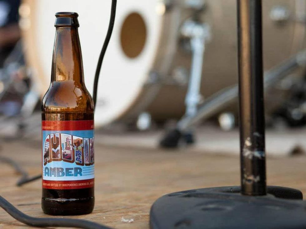 beer bottle of Independence Brewing Co. Austin Amber