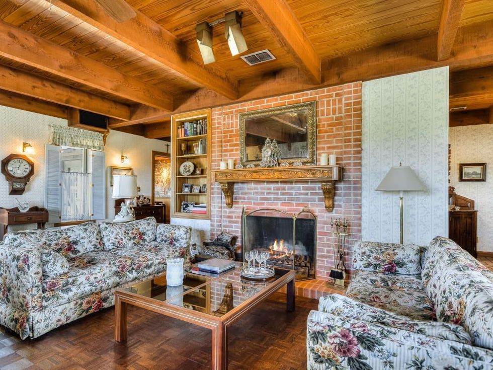 Bell Mountain Winery for sale Willow City