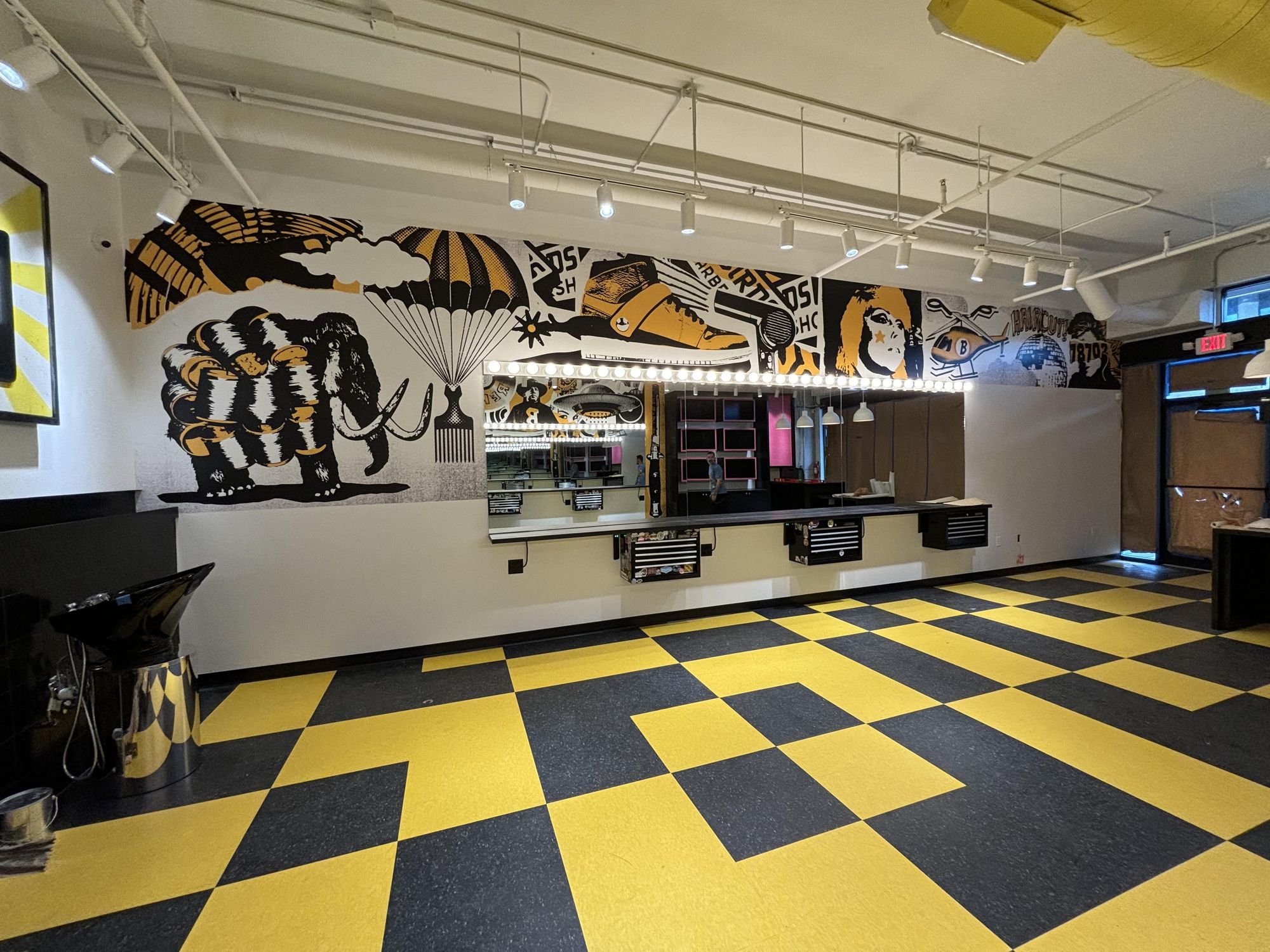 Birds Barbershop under construction