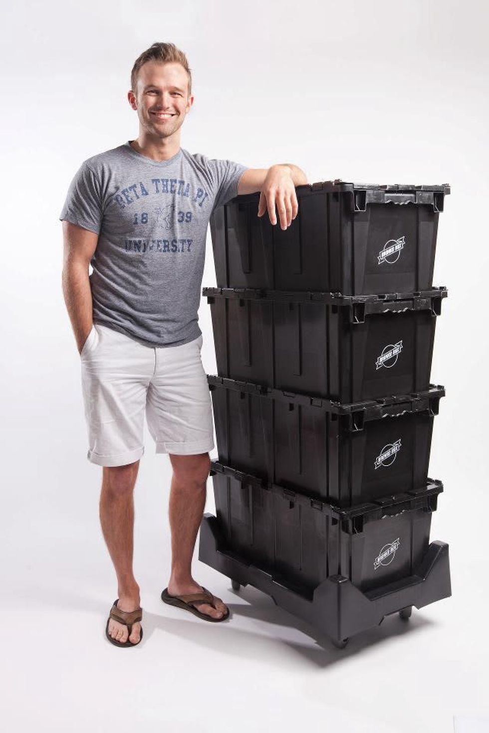 Bronko Boxes stackable moving boxes