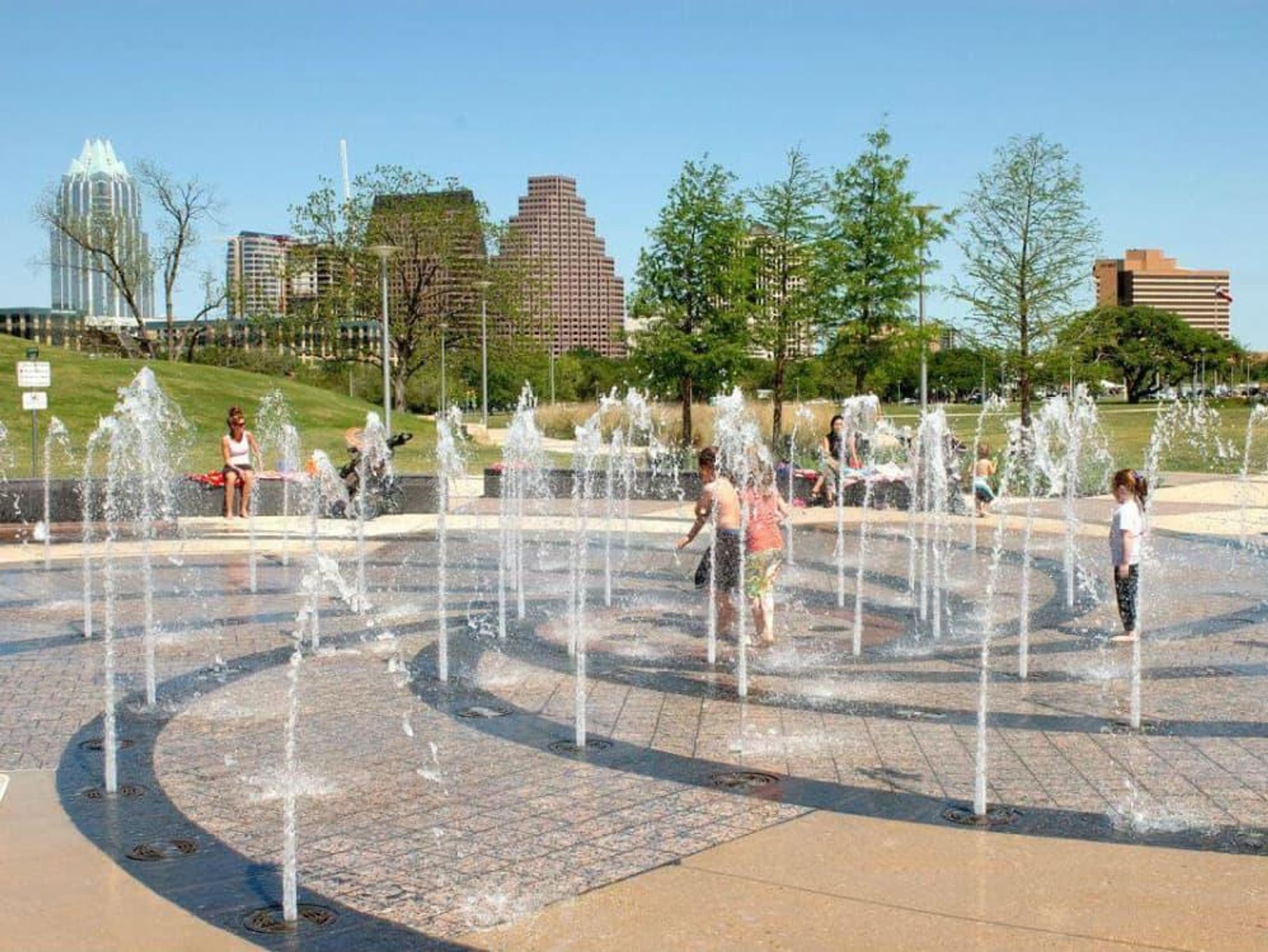 Butler Park splash pad downtown Austin skyline