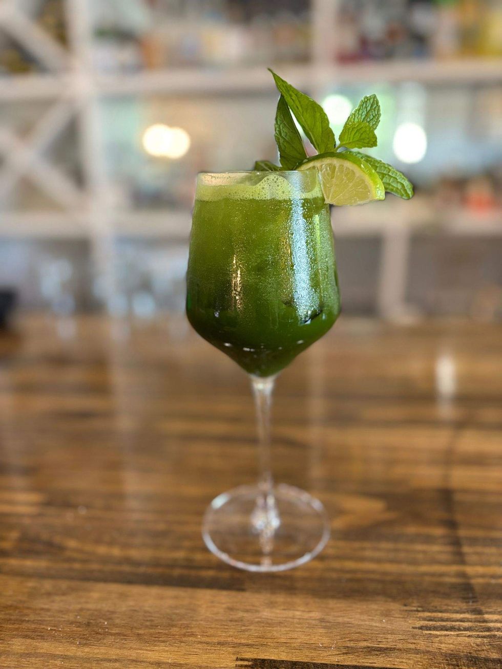 Caf\u00e9 Largesse Matcha Spritz