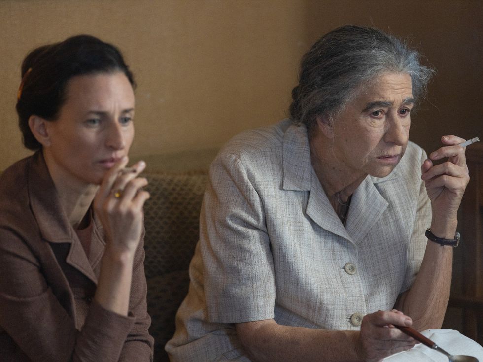 Camille Cottin and Helen Mirren in Golda