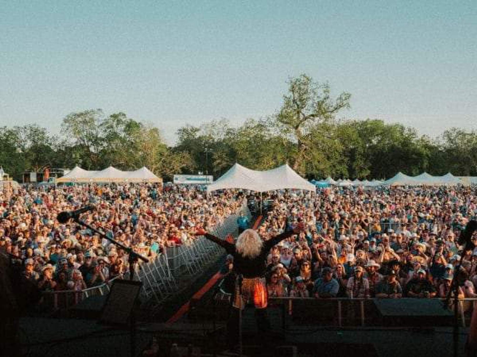 Massive Austin surf park makes waves with anxiously awaited opening ...