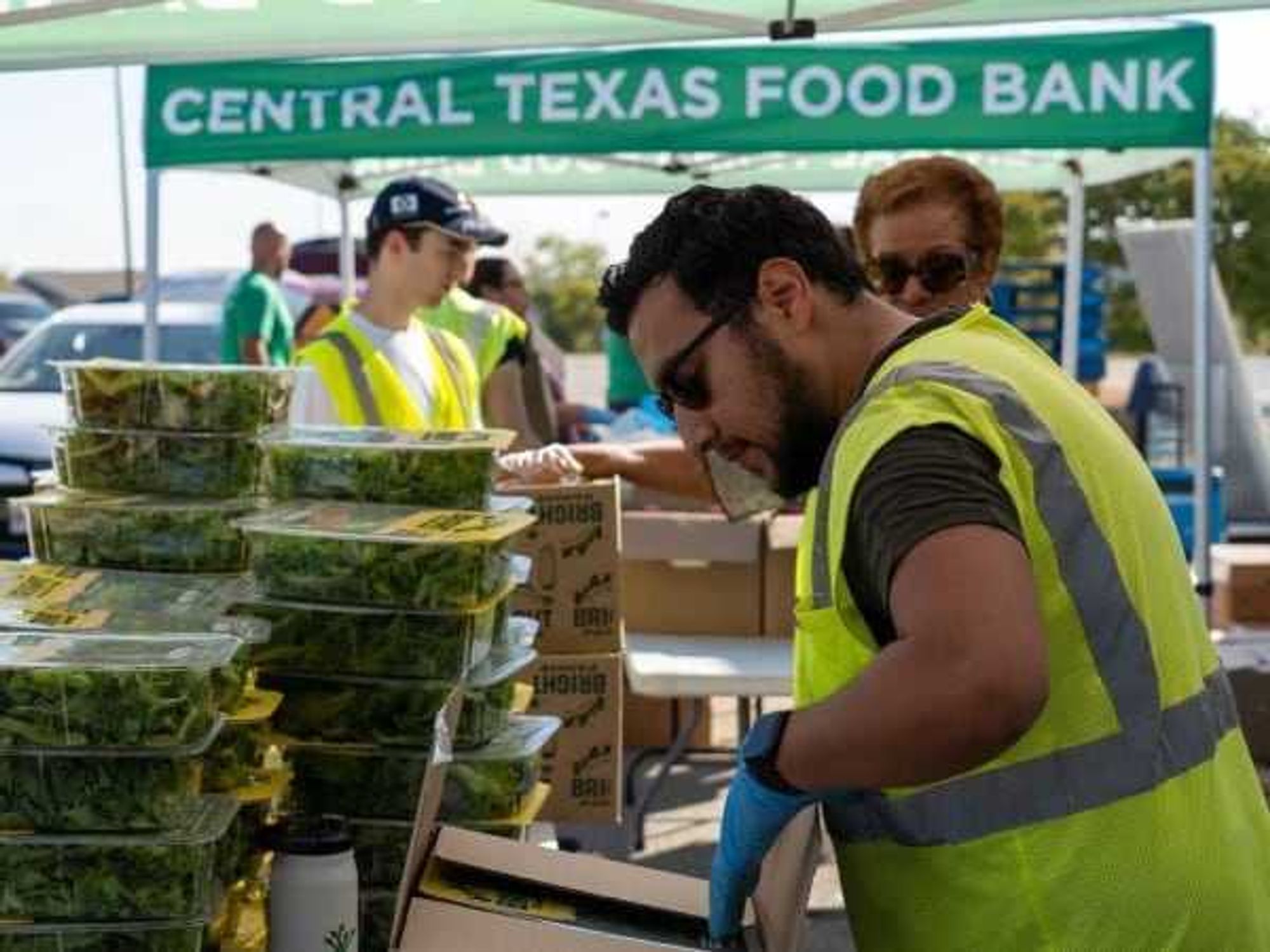 Central Texas Food Bank distribution