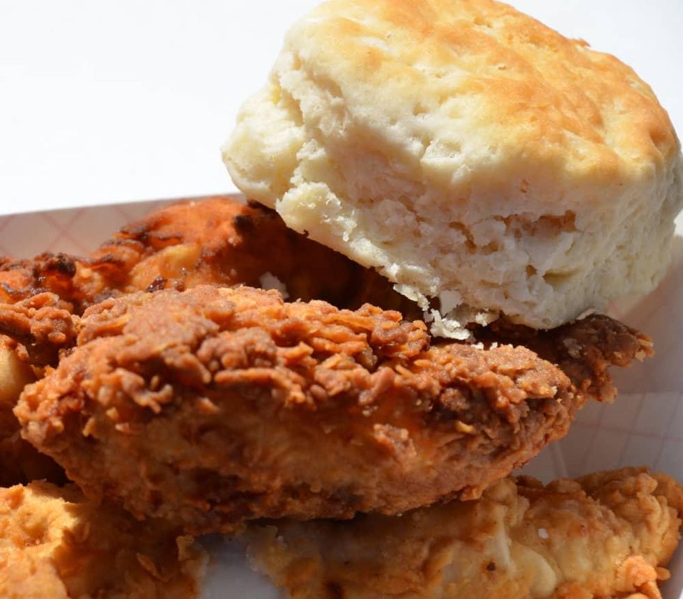 chicken and bread bowie