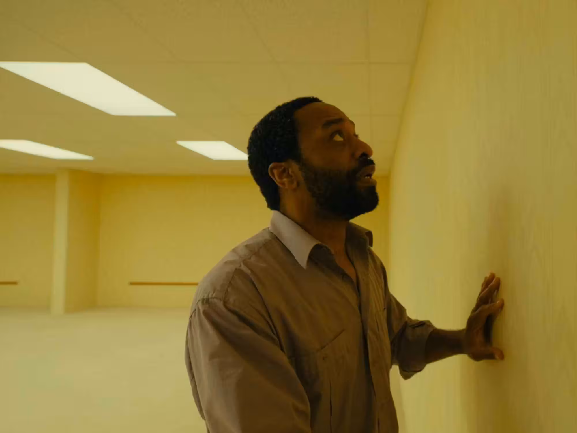 Chiwetel Ejiofor in Backrooms