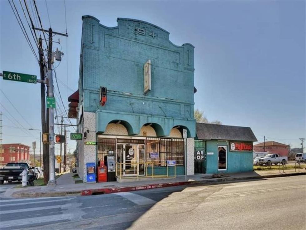 Cisco's Restaurant Bakery for sale 1511 E 6th St Sixth Street front
