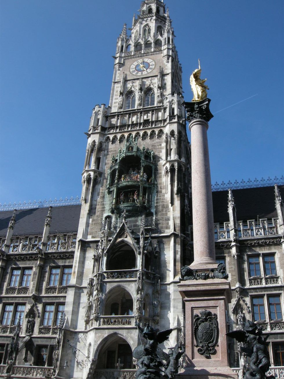 Clifford in Munich April 2014 tower