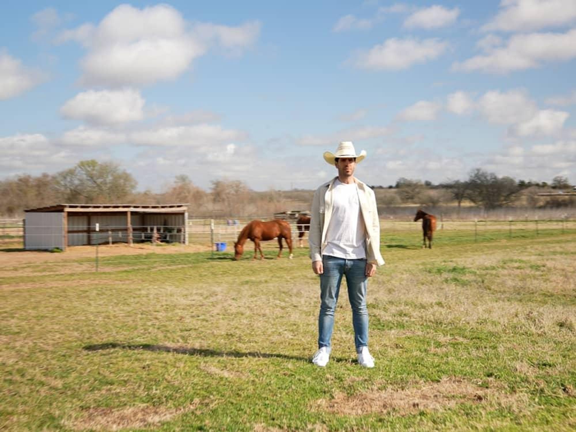 Comedian Ori Laizerouvich visits Austin for Jewish Foodie