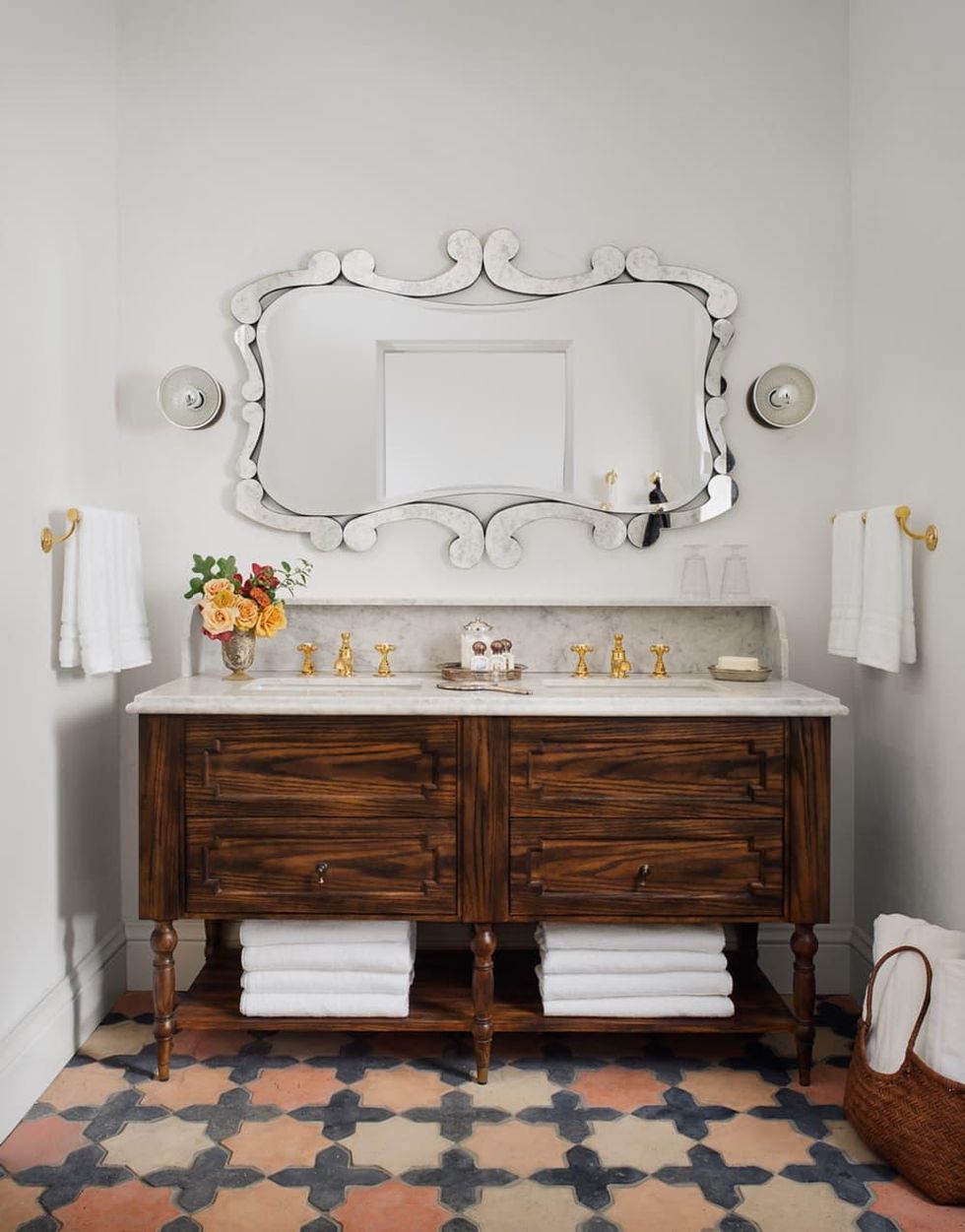 Commodore Perry Estate