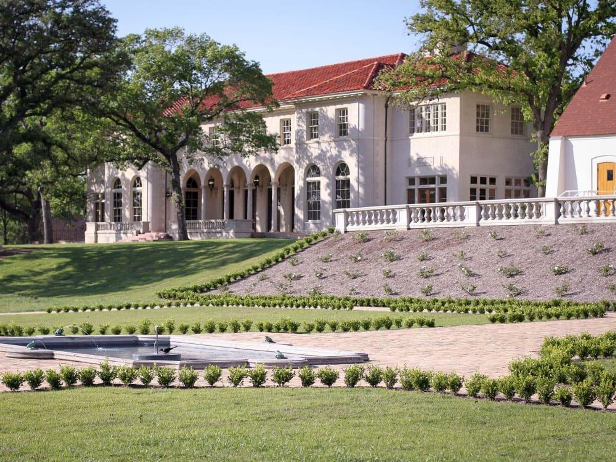 Commodore Perry Estate