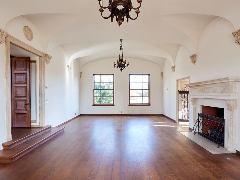 Commodore Perry Estate