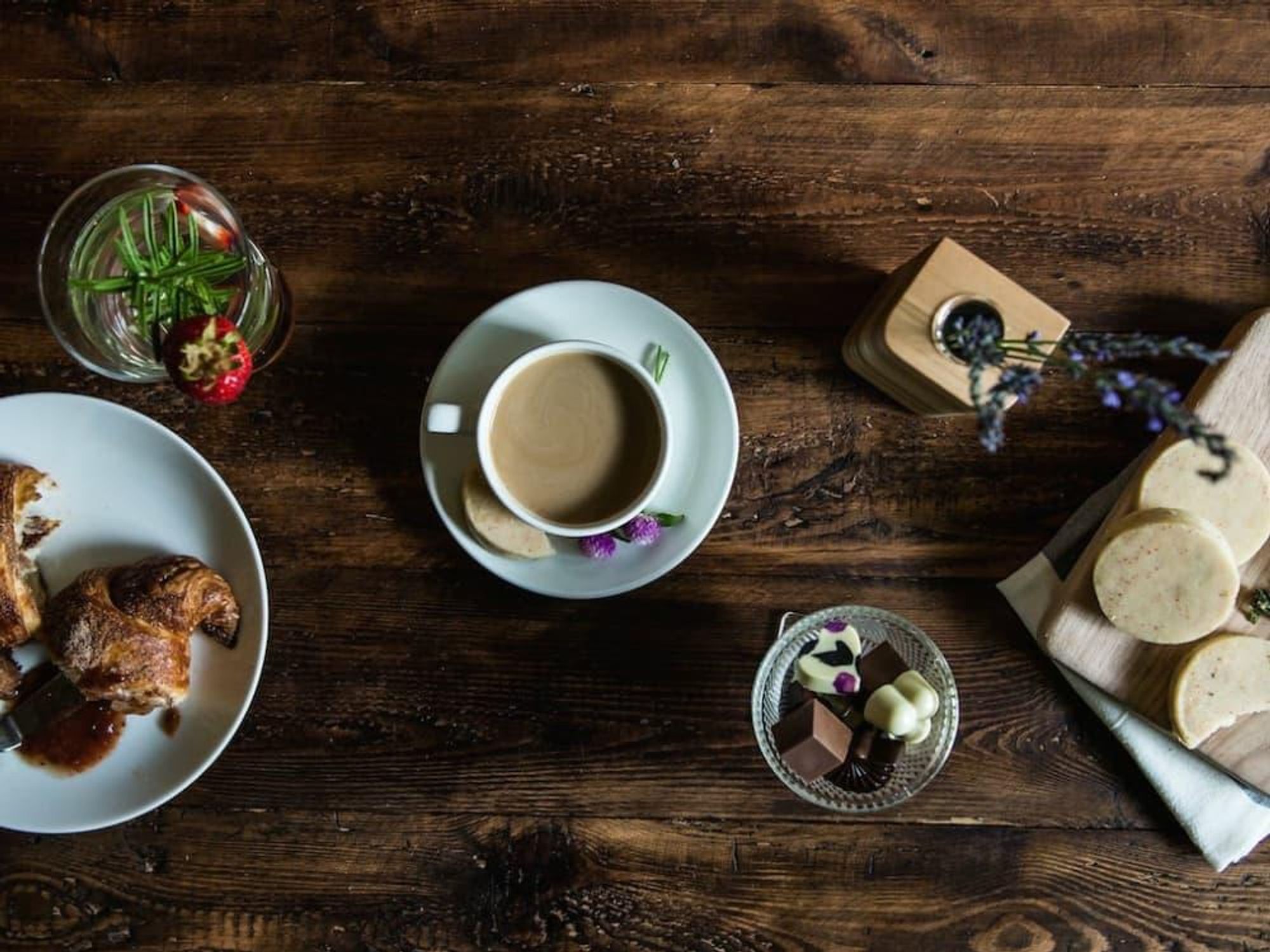 Coterie Market Sampler Austin monthly subscriptions service goods food 2015