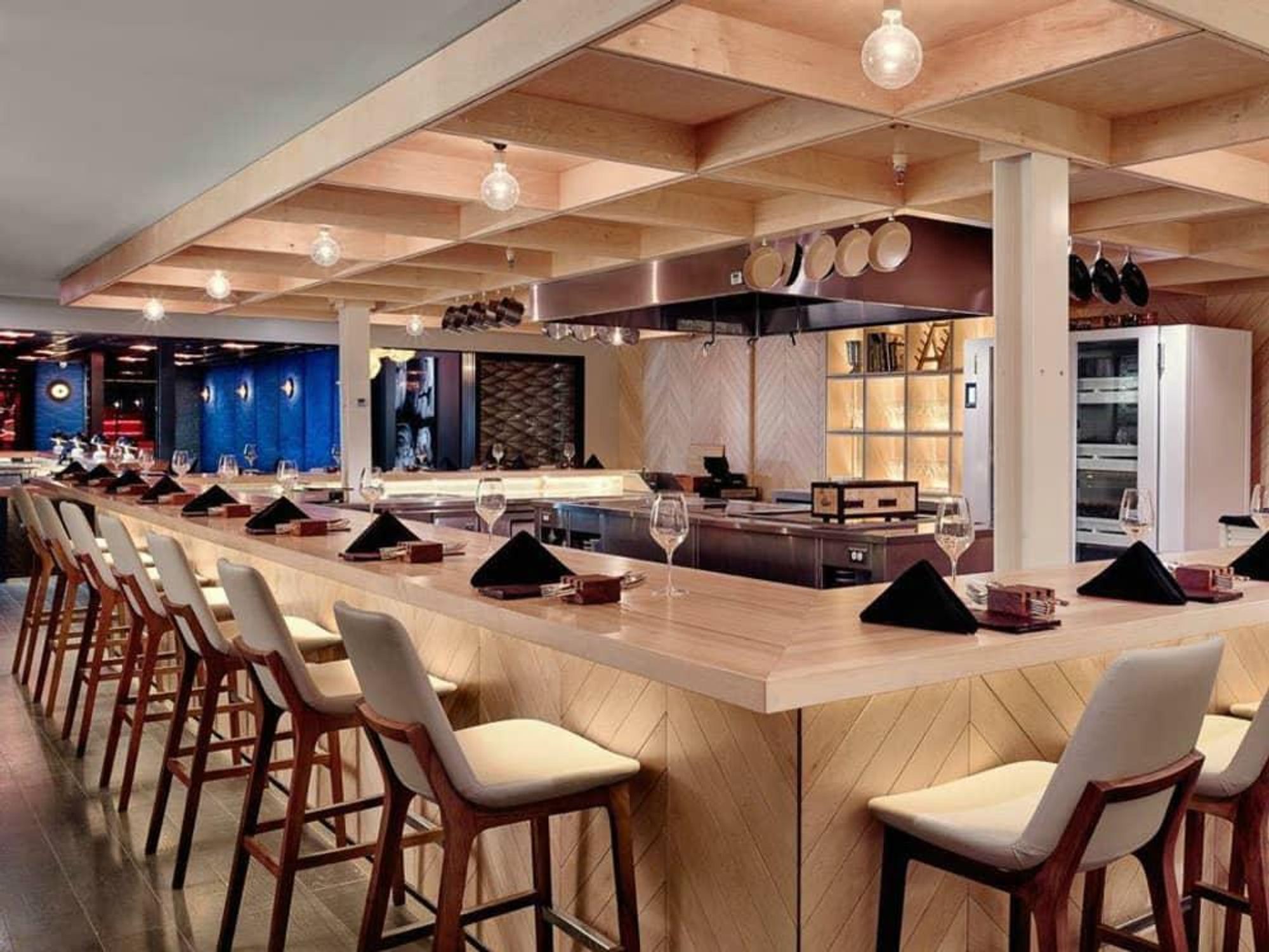 Counter 3 5 7 Austin interior