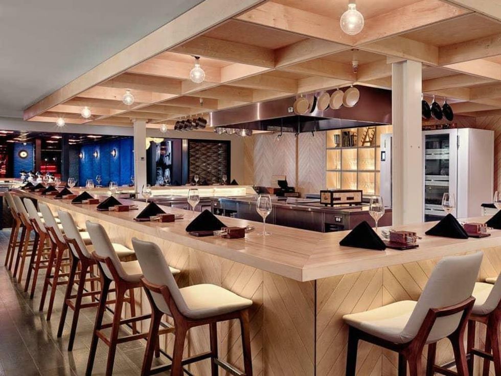 Counter 3 5 7 Austin interior