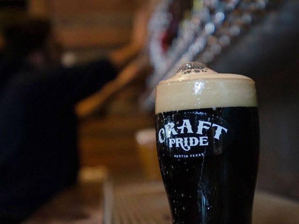 Craft Pride_Rainey_beer bar_glass_2014